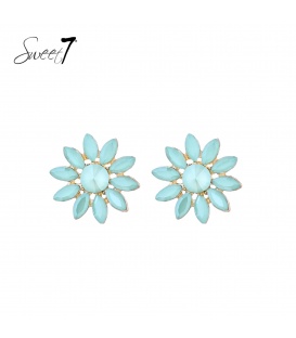 Oorbellen mintgroene in bloemvorm 