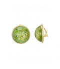 Oorclips met frisse groen tinten en goudkleurige rand
