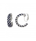 Zilverkleurige oorclips met blauw gedraaid motief
