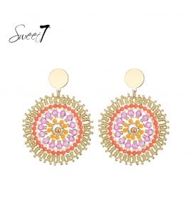 Oorbellen met gekleurde kralenstructuur en goudkleurige rand