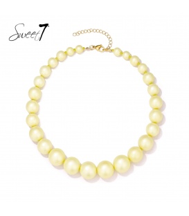 Halsketting met gele kralen en goudkleurige sluiting