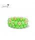 Armband met neon groene kralen en goudkleurige accenten