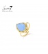 Ring met blauwe steen en goudkleurige rand