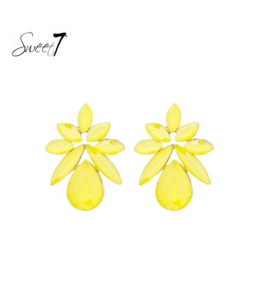 Oorbellen met gele bloem en druppelvormige hanger