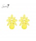 Oorbellen met gele bloem en druppelvormige hanger
