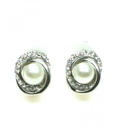 Zilverkleurige clipoorbellen met strassrand en halve kunstparel