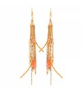 Lange oorbellen met bruine, oranje glaskralen en goud en zilverkleurige strengen