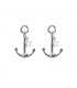 Zilverkleurige oorbellen in de vorm van een anker en sterretje